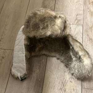 Cozy Faux Fur Snow Hat - White